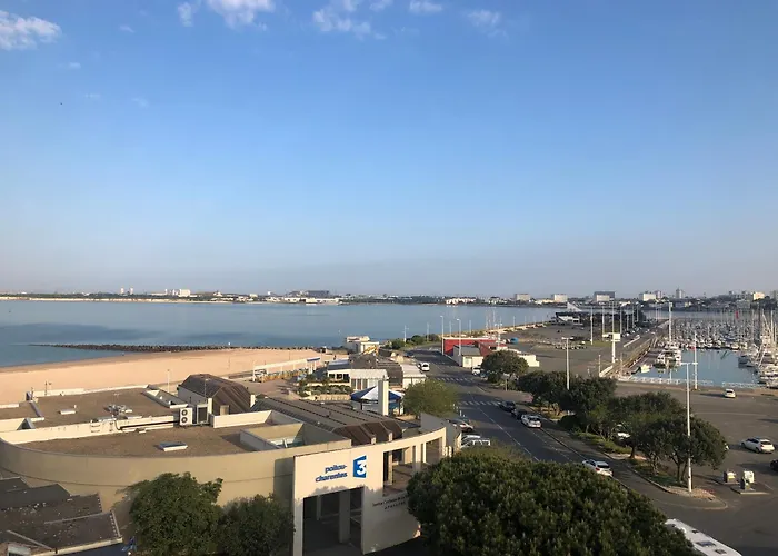 Vue Mer Et Parking